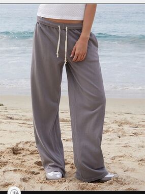 Brandy Melville Wide Leg Flare Sweatpants OS One Size Pull On Taupe